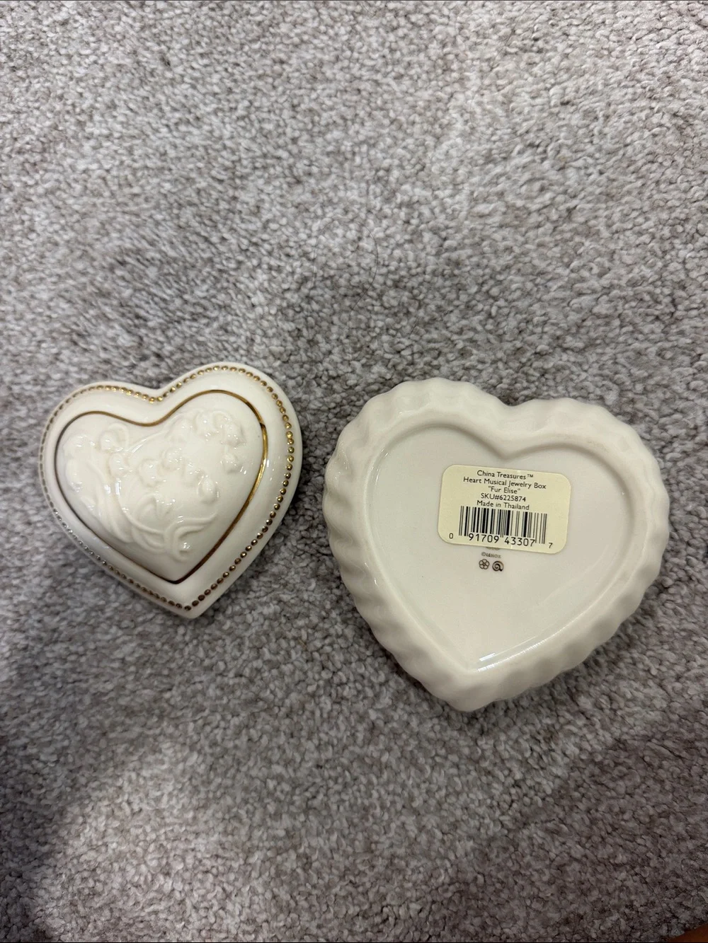 Lenox Cream Heart-Shaped Trinket Box with Gold Accent musical jewelry box